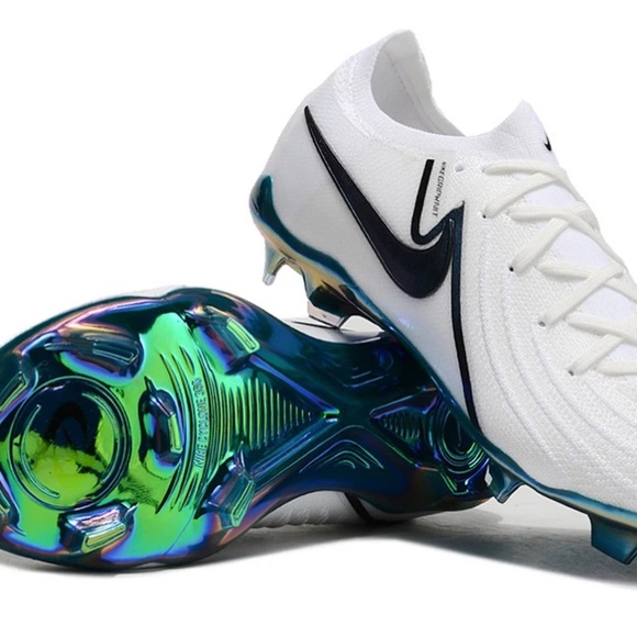 Nike Phantom GX2 Elite FG Men Nike Soccer Cleats Size 9 - Picture 1 of 7